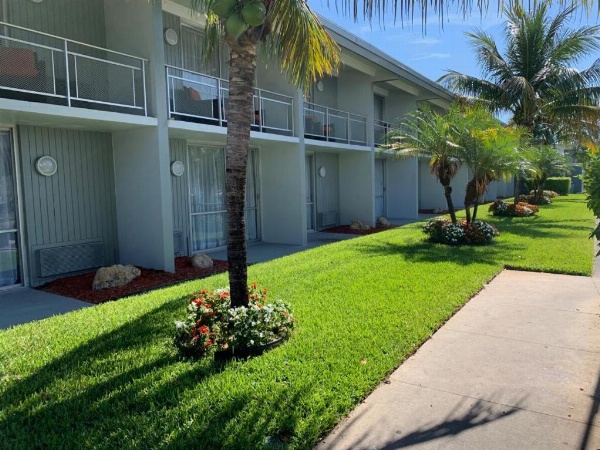 Hollywood Gateway Inn image 1