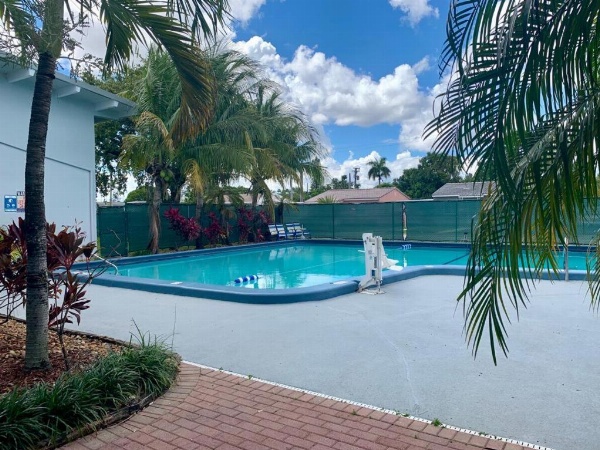 Hollywood Gateway Inn Main image